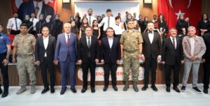 Eleşkirt’te gençlik konseri ve el sanatları sergisi düzenlendi